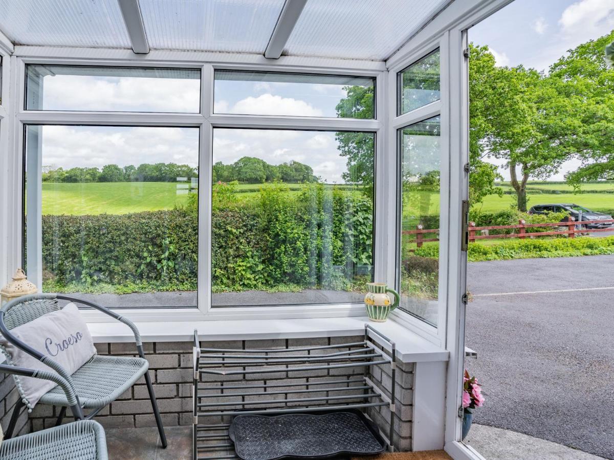 Yr Hen Ffald Llanedy ภายนอก รูปภาพ